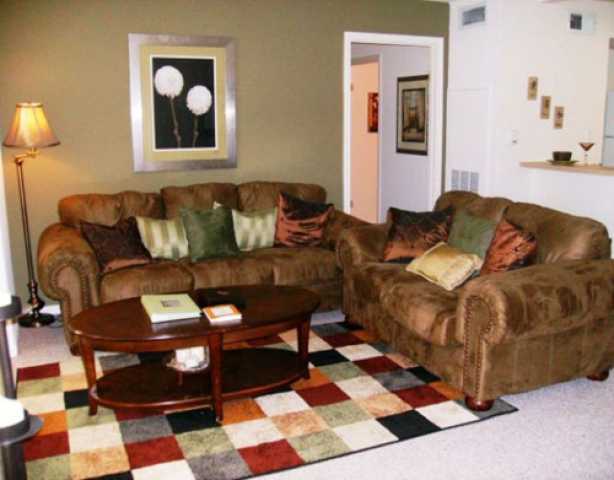 Brandon Crossing Apartments