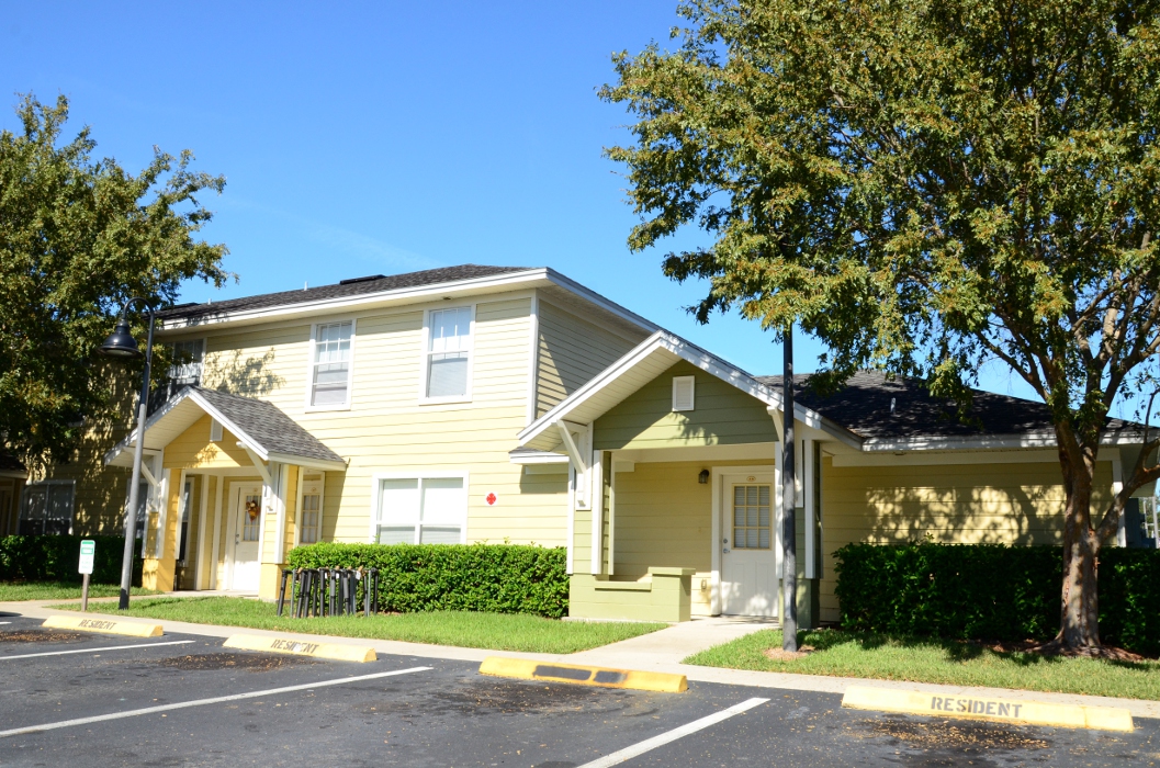 Club Wildwood Apartments - Affordable Housing