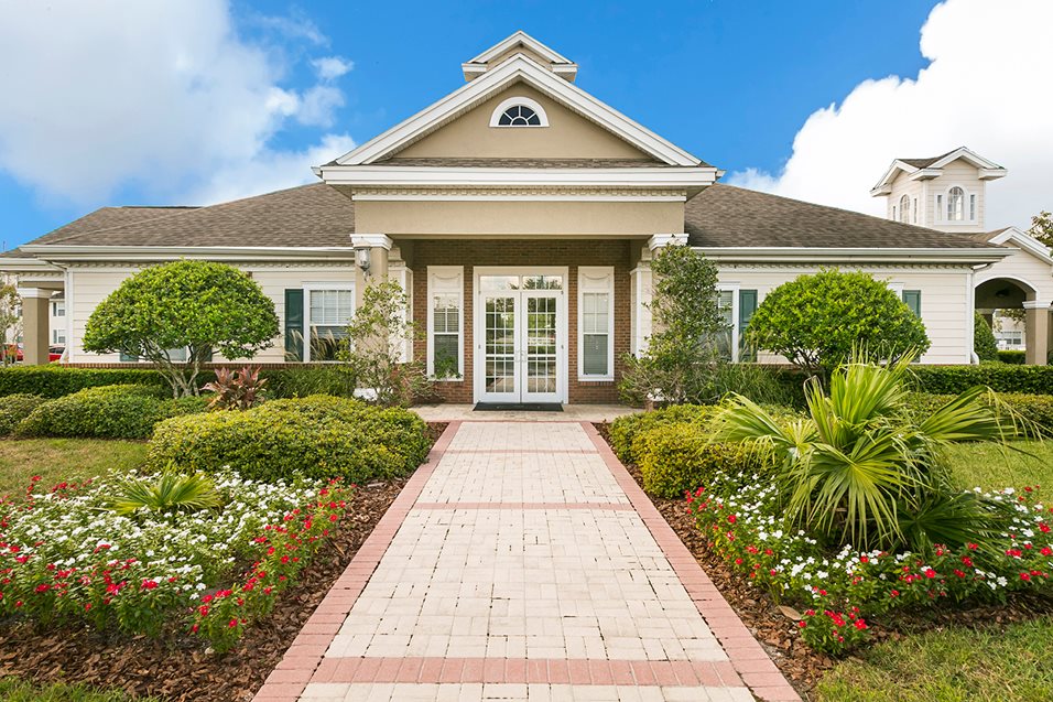 Hunters Run Apartments - Low Income Apartments in Tampa, FL