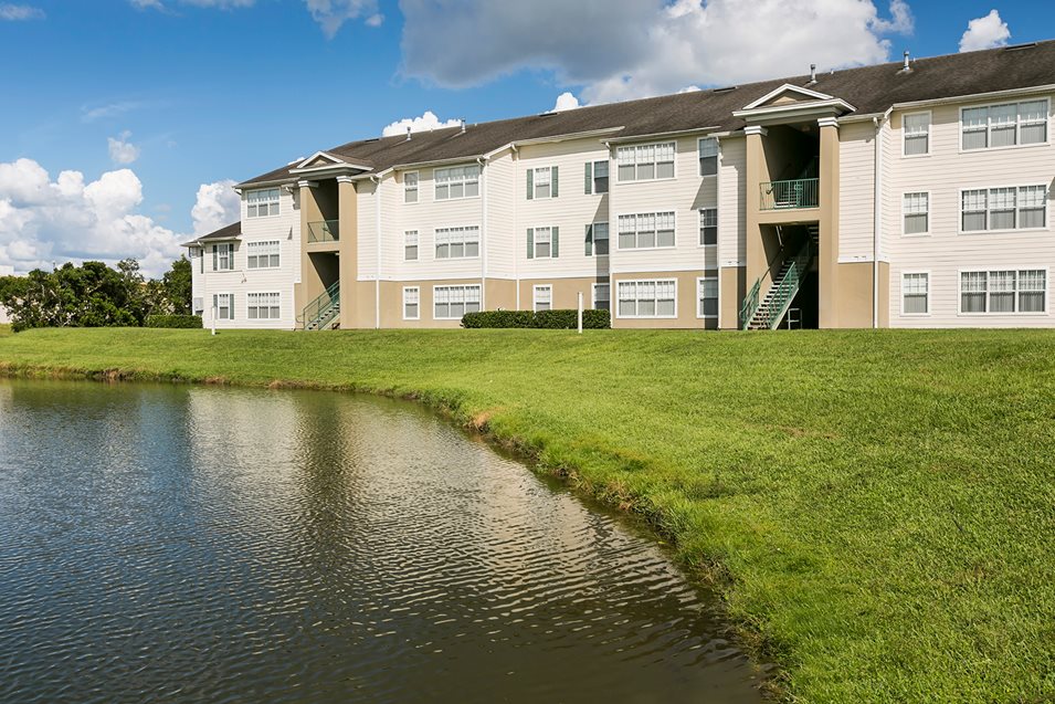Hunters Run Apartments - Low Income Apartments in Tampa, FL