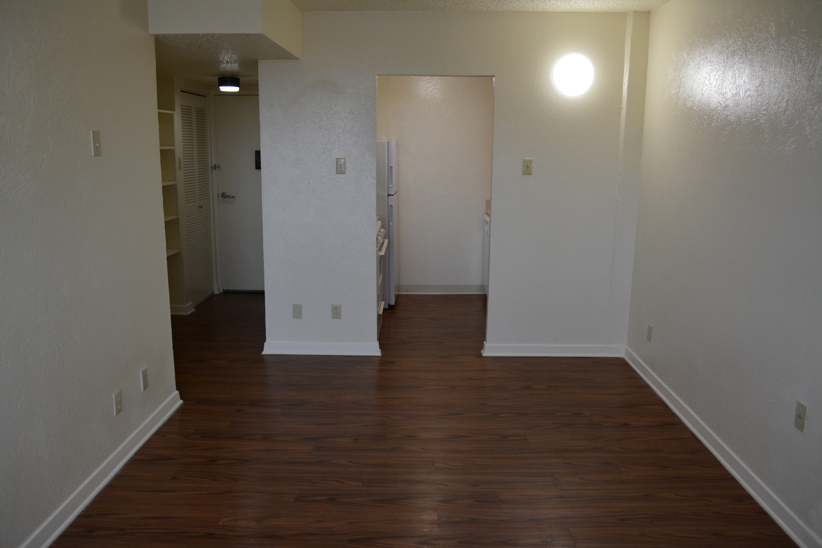 Dickinson Place Apartments, 911 St. Joseph Street, Dallas, TX 75246