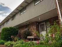 Colonial Oaks Apartments