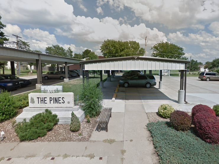 Pines Apartments, 811 Elizabeth St, Ellsworth, KS 67439