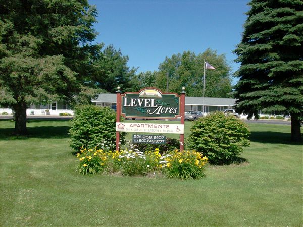 Level Acres Apartments - Low Income