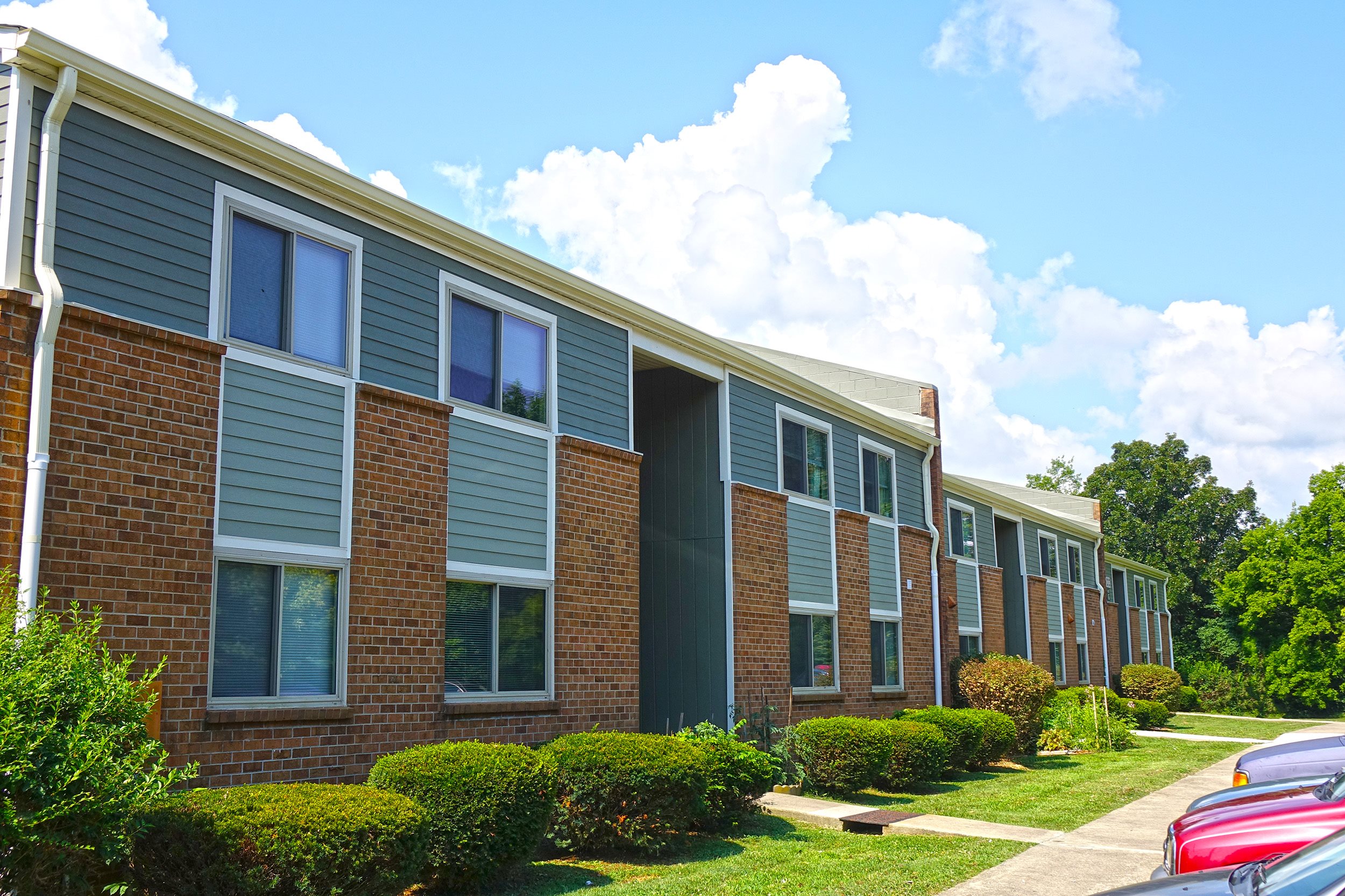 Country Place Apartments - Low Income