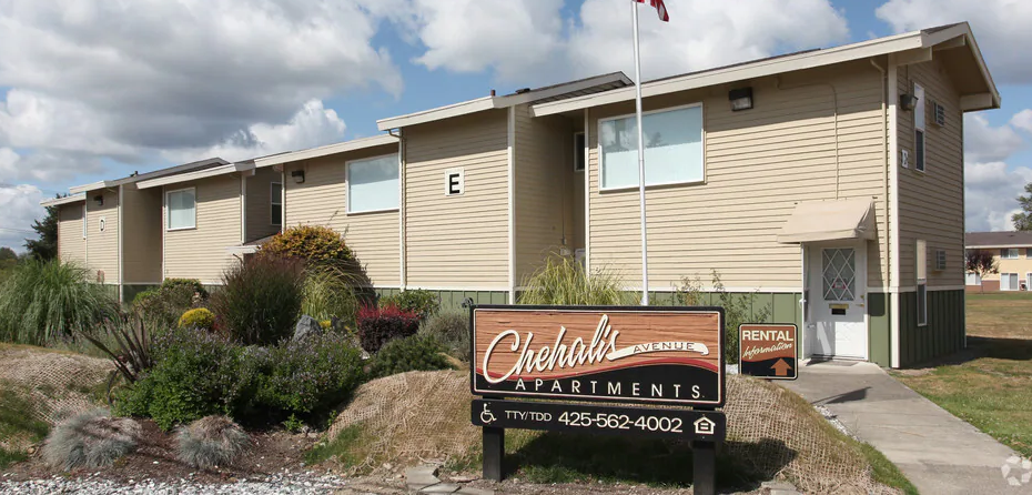 Chehalis Ave Apartments