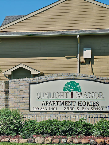 Sunlight Manor Apartments