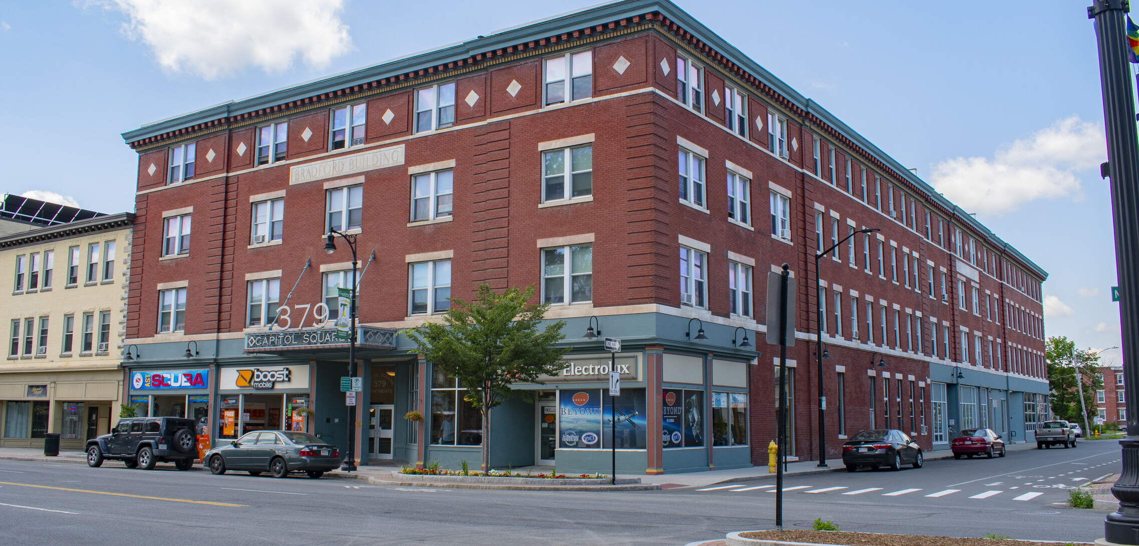 Capitol Square Apartments