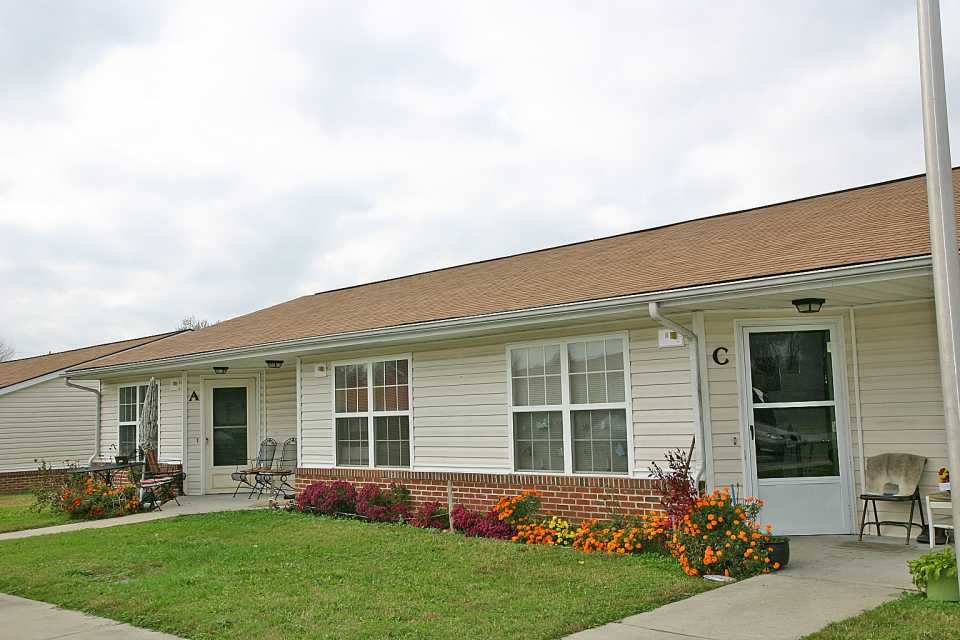 Belford Commons Apartments - Affordable Senior Housing