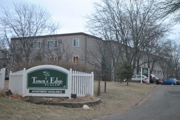 Town's Edge Place Apartments