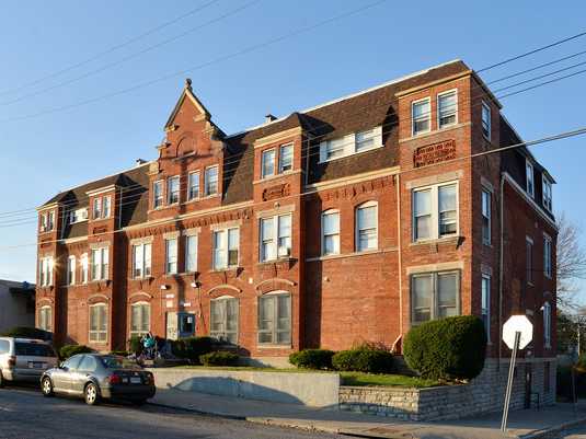 Chapel Square Apartments