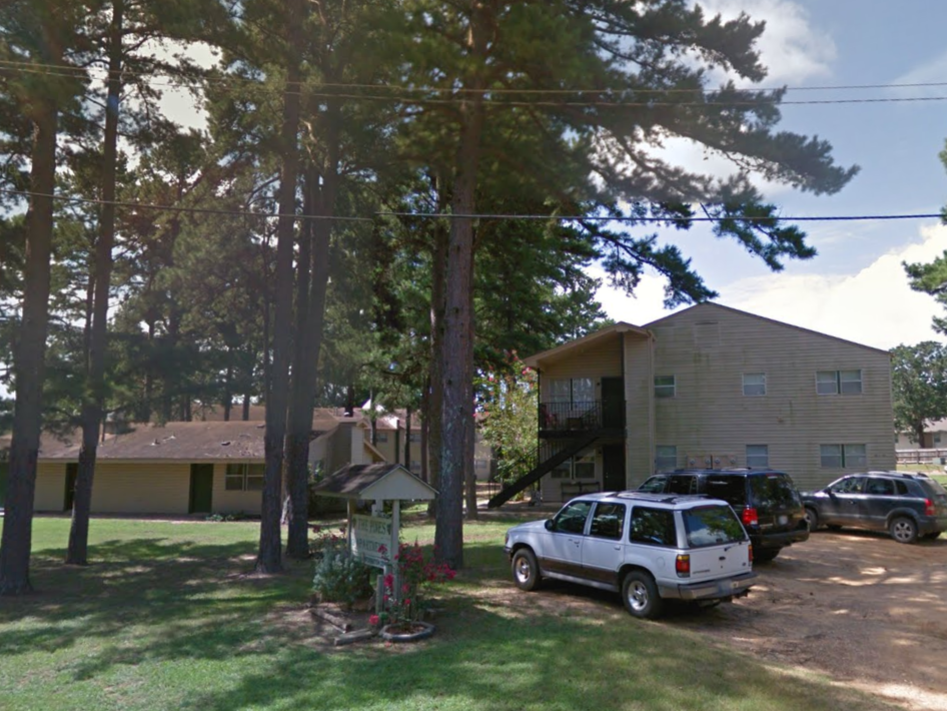 The Pines Apartments Affordable Community, 100 Abby Ln, Broken Bow