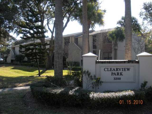 Clearview Park Apartments St Petersburg