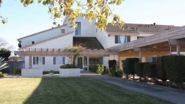 Casa de Oro Public Housing Apartments