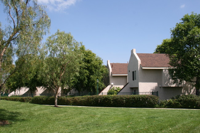 Harvard Manor Irvine