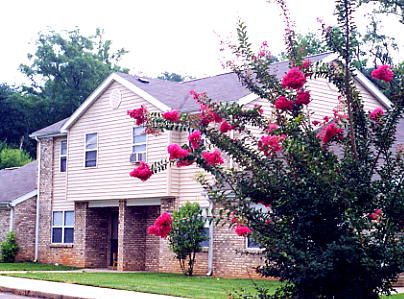 Laurel Oaks Greensboro Public Housing Apartments