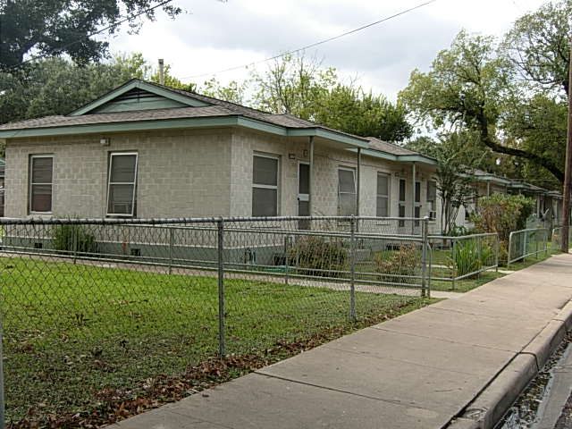 Santa Rita Courts - Austin Low Rent Public Housing Apartments