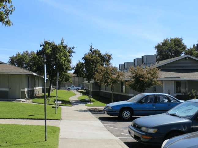 Mountain View Apartments - Lemoore