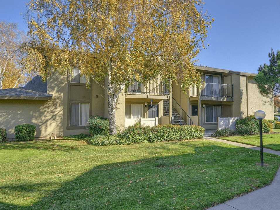 Breckenridge Village Apartments - Sacramento