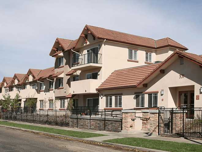 Laurel Crest Apartments - Lancaster