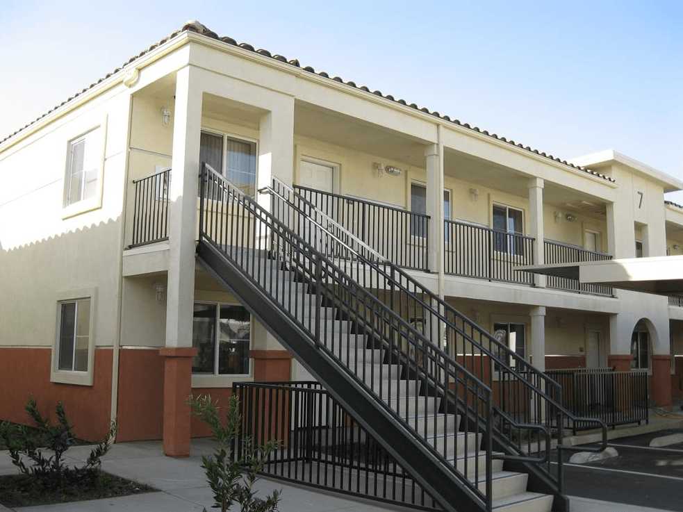 Cypress Springs Apartments - Riverside