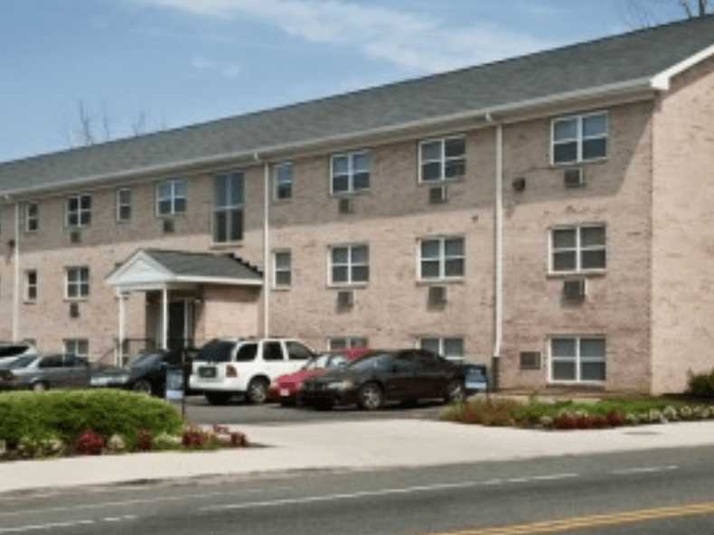 Austin Manor Apartments