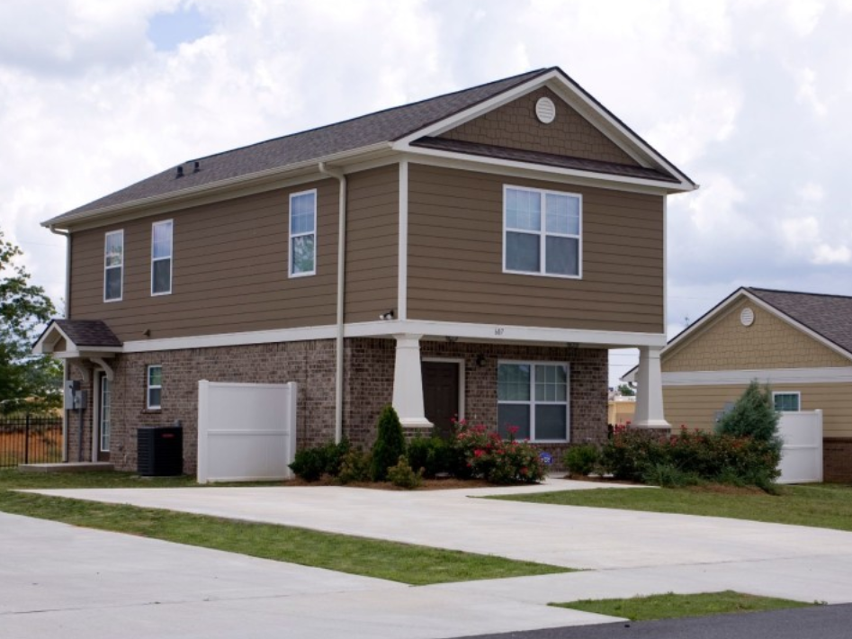 Tennille, GA Low Housing