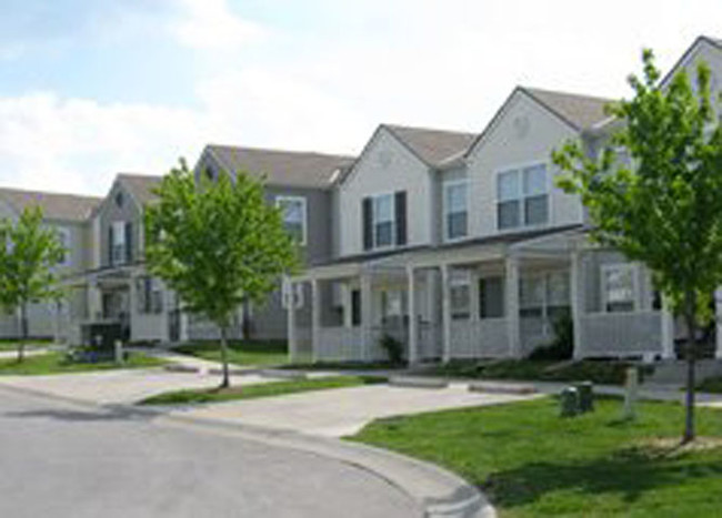 Paige Pointe Townhomes - Low Income