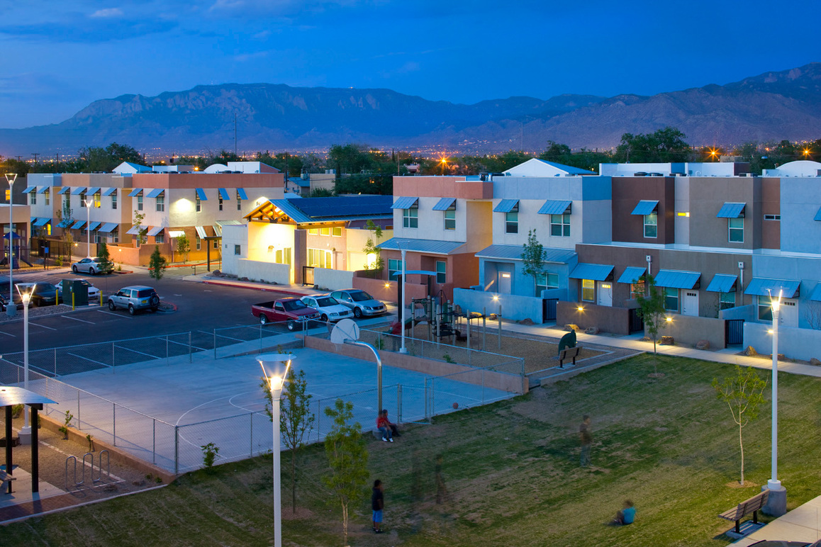 Plaza Feliz - Affordable Community