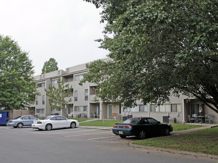 Tillery Ridge Apartments - Affordable Community, 1716 Merchant Dr