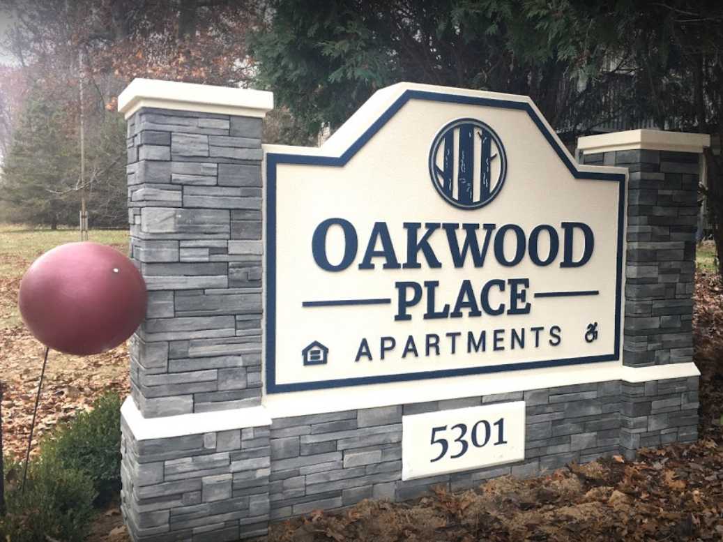 Oakwood Place Apartments