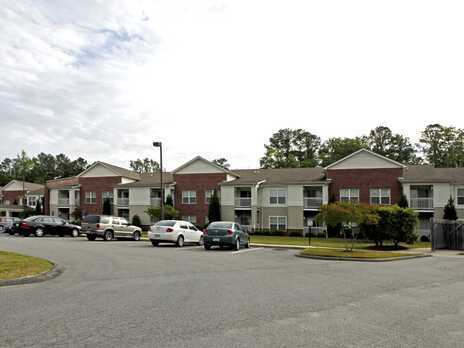 Holland Trace Apartments - Affordable Housing