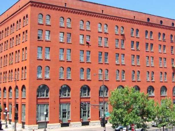 Tilsner Lofts Building Public Housing