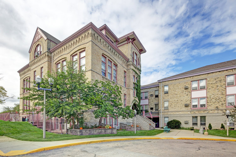 Lincoln School Apartments Affordable/ Public Housing