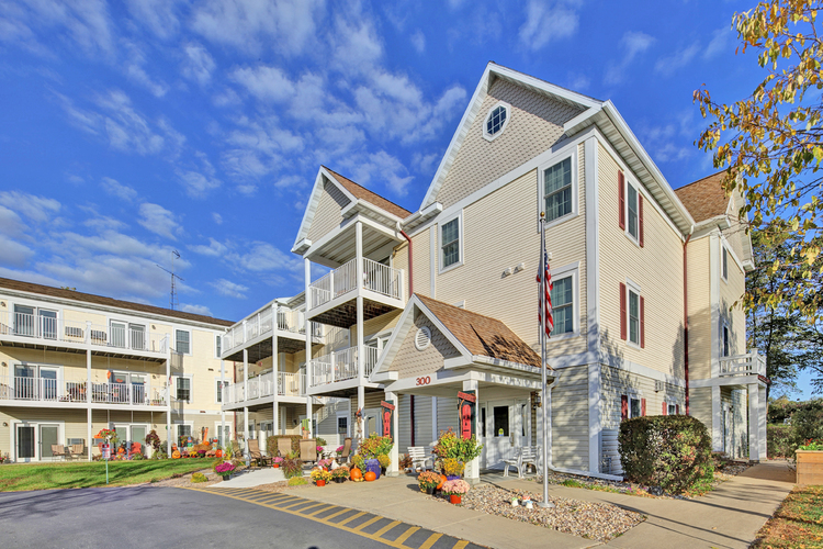 Maple Ridge Apartments Affordable/ Public Housing Senior Living