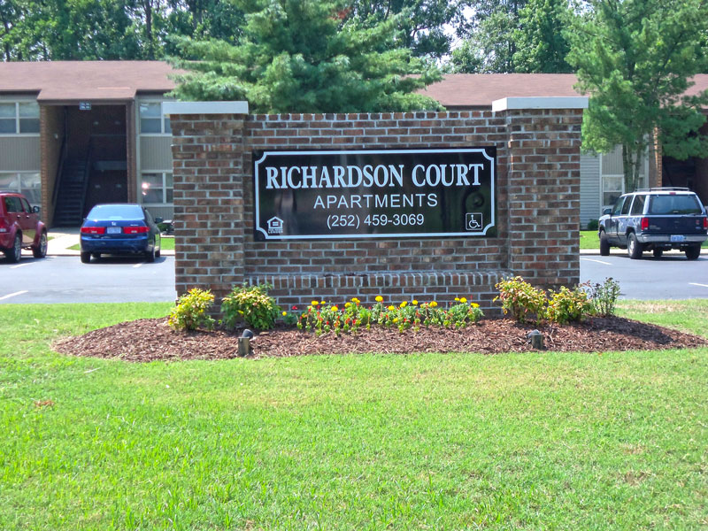 Richardson Court Apartments - Affordable Community
